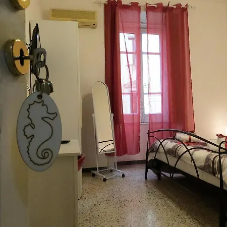 Alojamento de Acomodação e Pequeno-almoço Tyrrenium