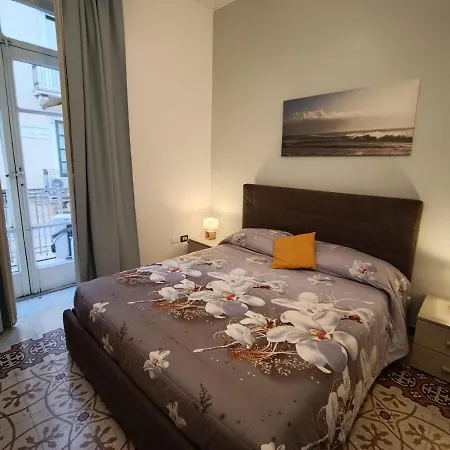 Alojamento de Acomodação e Pequeno-almoço Tyrrenium