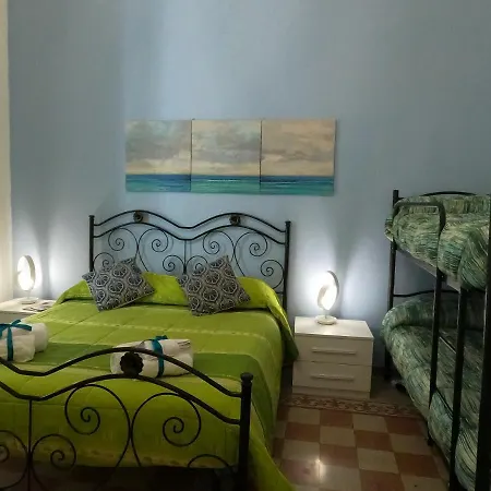 Tyrrenium Alojamento de Acomodação e Pequeno-almoço Salerno